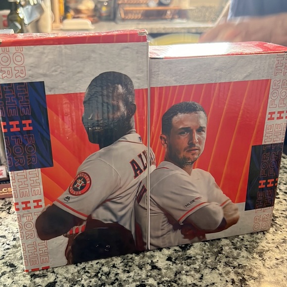 Yordan Alvarez and Alex Bregman Back 2 Back Bobblehead Set - Picture 2 of 2